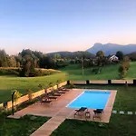 Zoe Luxury House * Gomirje