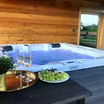 Zoe Luxury House