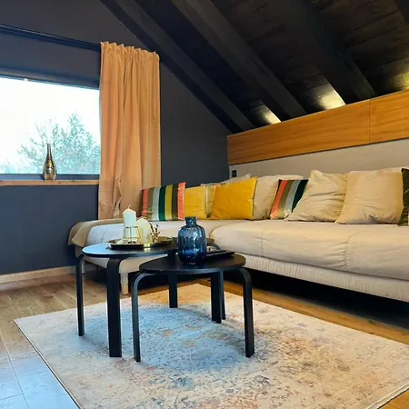Zoe Luxury House *