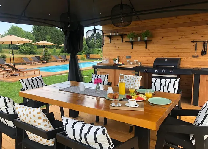 Zoe Luxury House Βίλα Gomirje